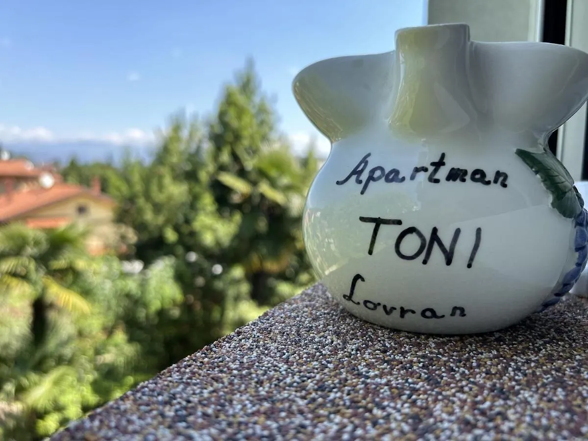 Apartment Toni Lovran