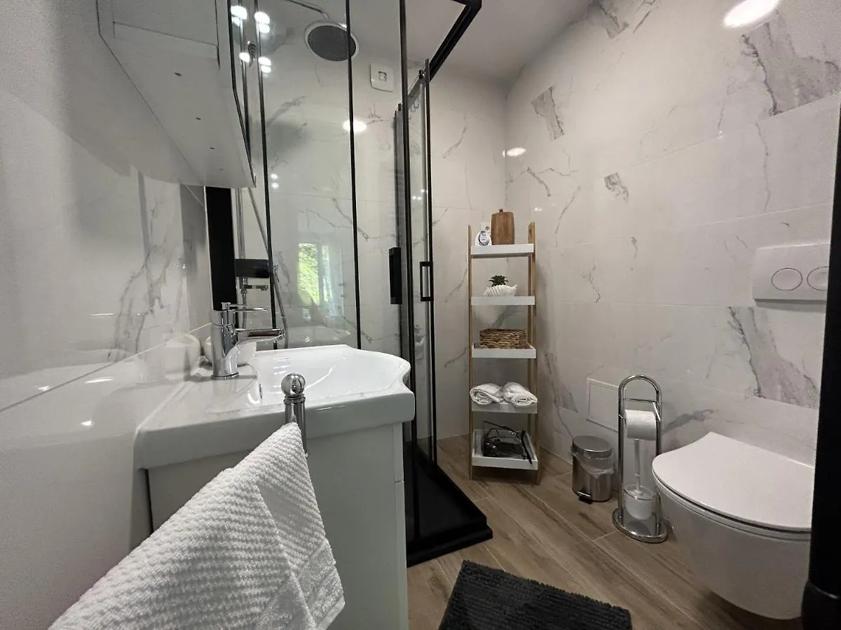 Apartment Toni Lovran 0*,